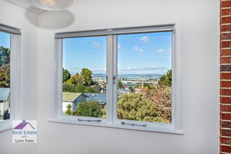 Photo of property in 42 Memorial Drive, Parahaki, Whangarei, 0112