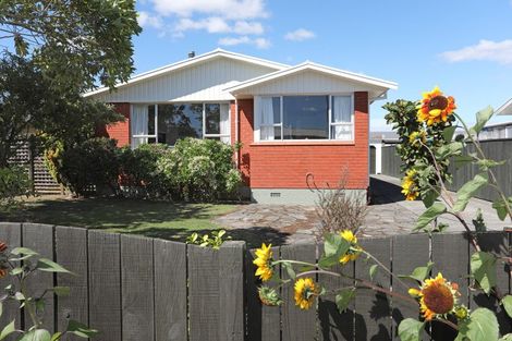 Photo of property in 15 Fergusson Street, Marton, 4710