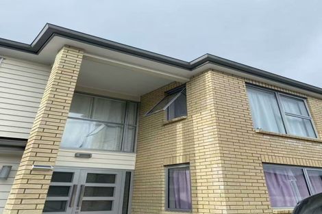 Photo of property in 35 South Kensington Way, Henderson, Auckland, 0612