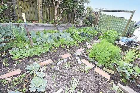 Photo of property in 9 Hinemoa Place, Snells Beach, 0920