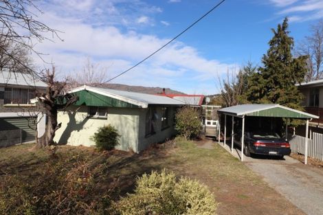 Photo of property in 12 Royal Terrace, Alexandra, 9320