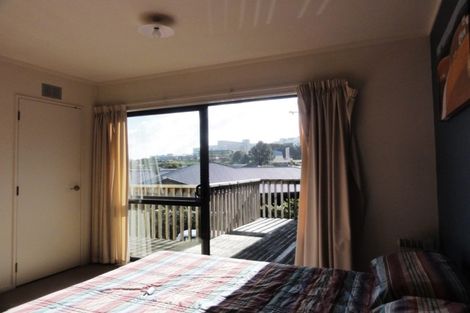 Photo of property in 35 Jones Crescent, Melville, Hamilton, 3206