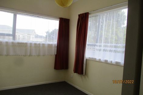 Photo of property in 81 Northland Road, Northland, Wellington, 6012