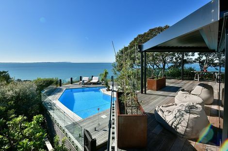 Photo of property in 86 Vipond Road, Stanmore Bay, Whangaparaoa, 0932