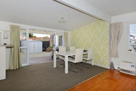 Photo of property in 33 Princes Street, Levin, 5510