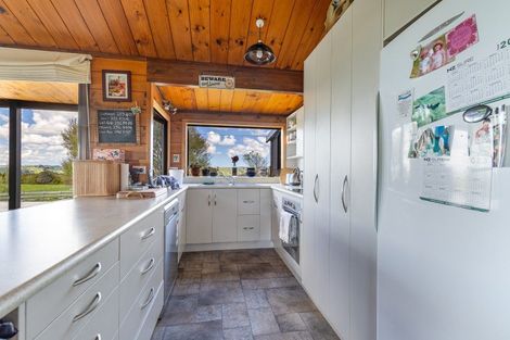 Photo of property in 51 Hinewa Road, Otumoetai, Tauranga, 3110