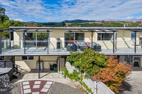Photo of property in 140 Matai Road, Raumati Beach, Paraparaumu, 5032