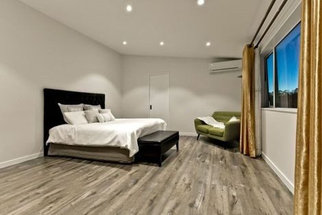 Photo of property in 91 San Valentino Drive, Henderson, Auckland, 0612