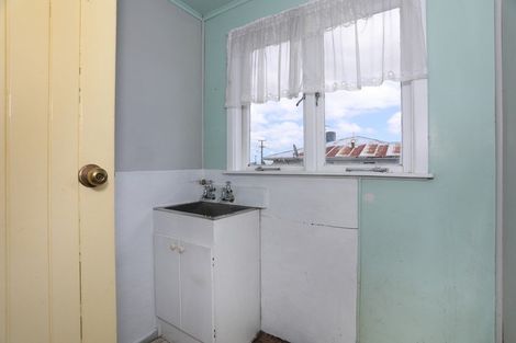 Photo of property in 11 Matai Street, Marton, 4710