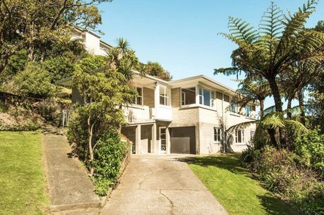 Photo of property in 74 Dowse Drive, Maungaraki, Lower Hutt, 5010
