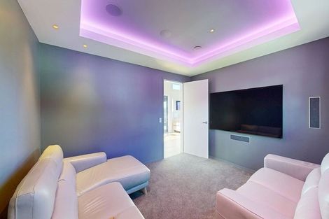 Photo of property in 49 Ashton Fitchett Drive, Brooklyn, Wellington, 6021