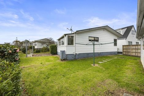 Photo of property in 7a Litchfield Place, Clarks Beach, 2122