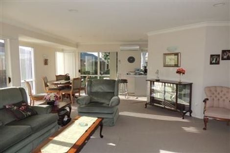 Photo of property in 19 Lotus Avenue, Mount Maunganui, 3116