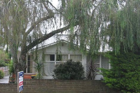 Photo of property in 1/103 Sturges Road, Henderson, Auckland, 0612