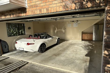 Photo of property in 1 Fernbank Lane, Greenhithe, Auckland, 0632