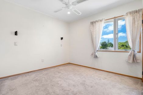 Photo of property in 95 Kitchener Road, Waiuku, 2123