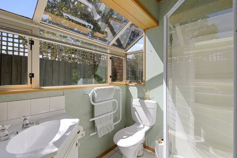 Photo of property in 2/6 Penhelig Place, Burnside, Christchurch, 8053