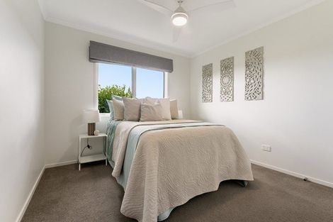 Photo of property in 55 Inverness Drive, Pyes Pa, Tauranga, 3112