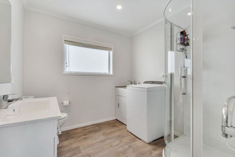 Photo of property in 147 The Fairway, Matarangi, Whitianga, 3592