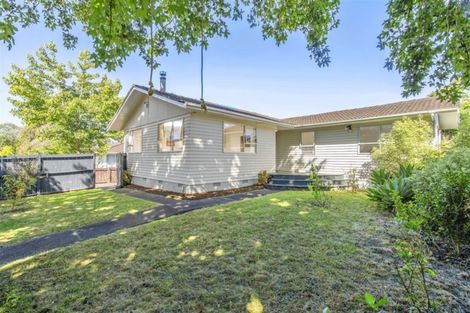 Photo of property in 13 Tamahere Drive, Glenfield, Auckland, 0629
