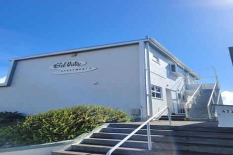 Photo of property in 2/422 Devon Street West, Lynmouth, New Plymouth, 4310