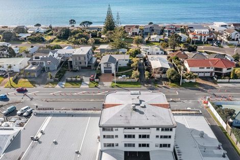 Photo of property in 6/1086 Papamoa Beach Road, Papamoa Beach, Papamoa, 3118