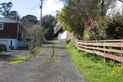 Photo of property in 7 Chaucer Way, Karori, Wellington, 6012