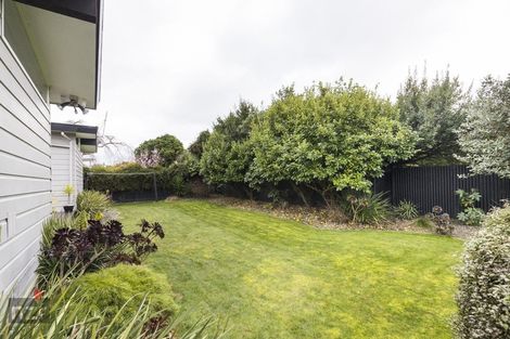 Photo of property in 12 Wikiriwhi Crescent, Awapuni, Palmerston North, 4412