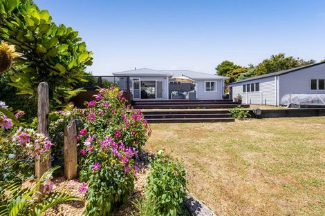 Photo of property in 110 Manawapou Road, Hawera, 4610