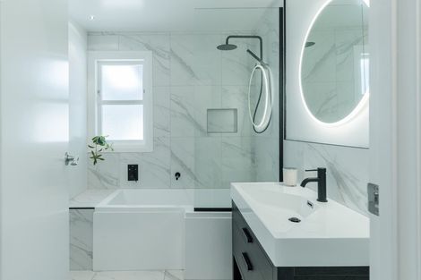 Photo of property in 63 Taylor Street, Cambridge, 3434