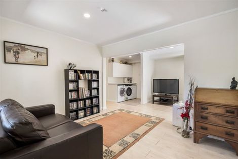 Photo of property in 62 Brian Crescent, Stanmore Bay, Whangaparaoa, 0932