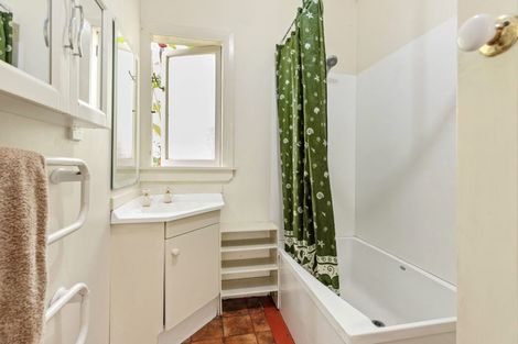 Photo of property in 28 Olivine Street, Poike, Tauranga, 3112