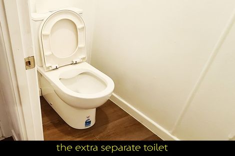 Photo of property in 302 Lincoln Road, Henderson, Auckland, 0610