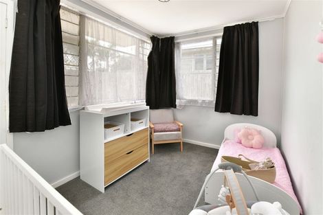 Photo of property in 36 Karaka Street, Helensville, 0800