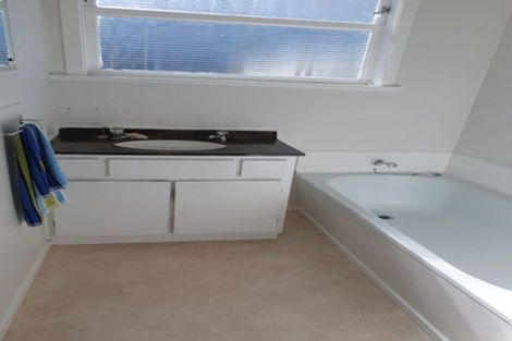 Photo of property in 20 Tweed Road, Papakowhai, Porirua, 5024