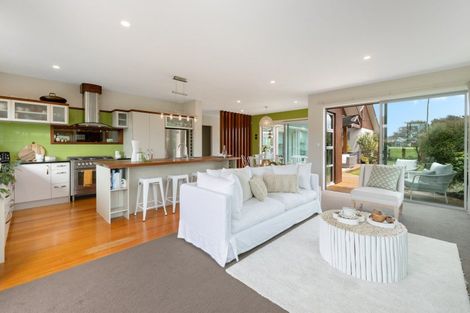 Photo of property in 10 Palazzo Drive, Papamoa Beach, Papamoa, 3118