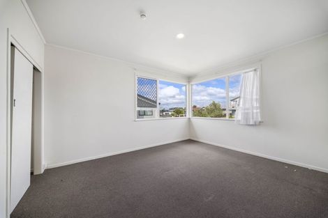 Photo of property in 45 Bodi Place, Te Atatu South, Auckland, 0610