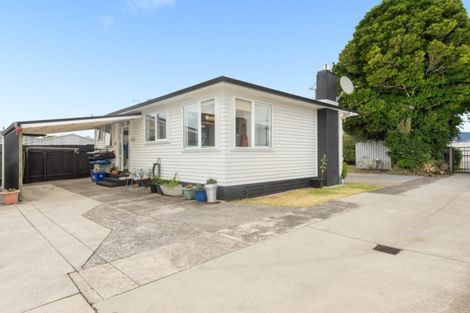 Photo of property in 584a Maunganui Road, Mount Maunganui, 3116