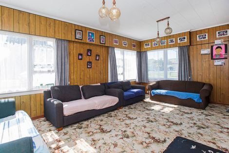 Photo of property in 17 Huxley Road, Outer Kaiti, Gisborne, 4010