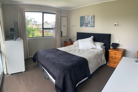 Photo of property in 10 Yeoman Place, Howick, Auckland, 2014