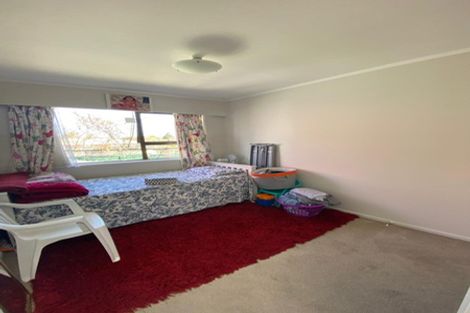 Photo of property in 2/70 Stanniland Street, Sunnyhills, Auckland, 2010