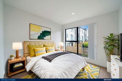 Photo of property in 2/105 Hobsonville Road, West Harbour, Auckland, 0618