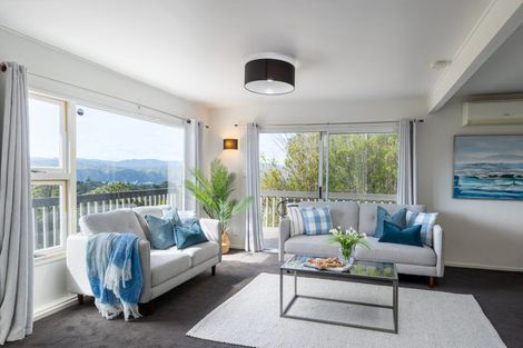 Photo of property in 171 Miromiro Road, Normandale, Lower Hutt, 5010