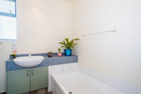 Photo of property in 190 Church Street, West End, Timaru, 7910