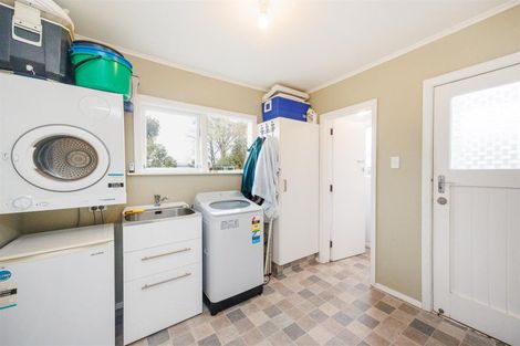 Photo of property in 68 Skerman Street, Marton, 4710