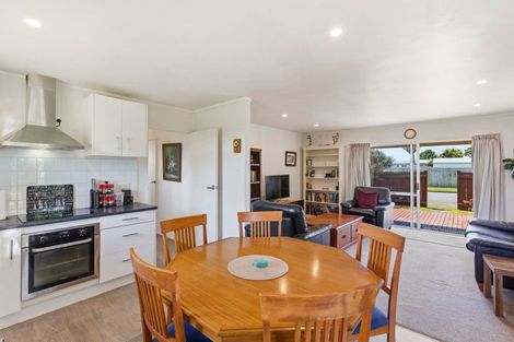Photo of property in 2 Cargill Street, Levin, 5510