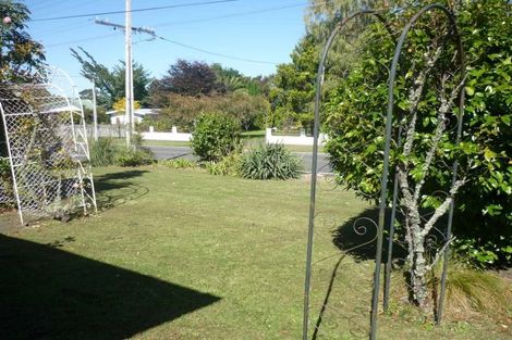 Photo of property in 2/28 Tamatea Road, Taupo, 3330