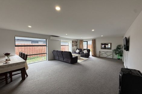 Photo of property in 16 Wakefield Drive, Rolleston, 7615