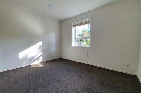 Photo of property in 6/13 Kaihu Street, Northcote, Auckland, 0627