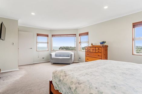 Photo of property in 33 Totara Road, Stanmore Bay, Whangaparaoa, 0932